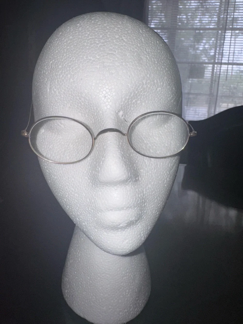Oval Metal Frame Reading Glasses in Gold Tone